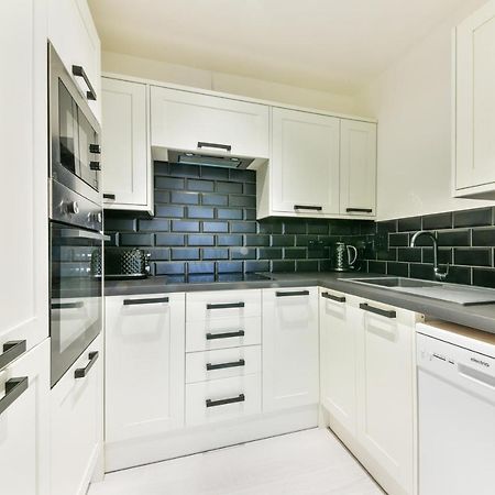 Amazing 2 Bed Apartment Clapham North London Exterior photo